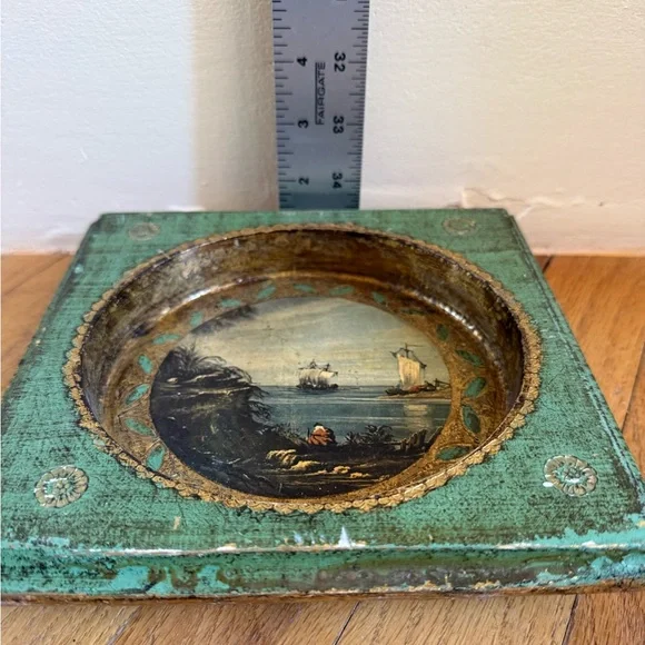 Antique Florentine Wall Picture Frame - Picture 5 of 12